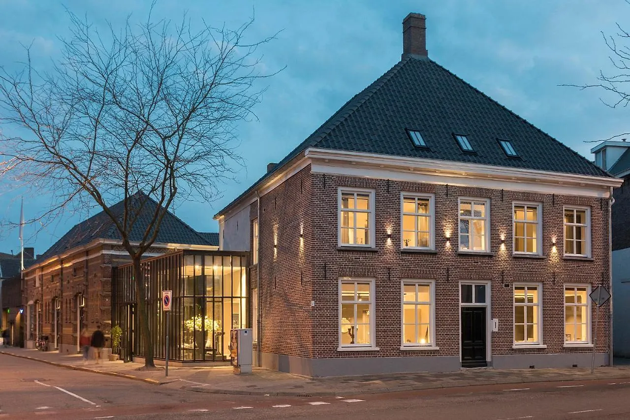 In den Niederlanden übernachten: 5 Flughafenhotels verglichen